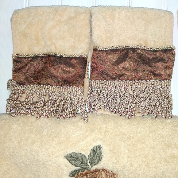 Decorative fancy gold bath towels 6pc - Picture 5 of 14